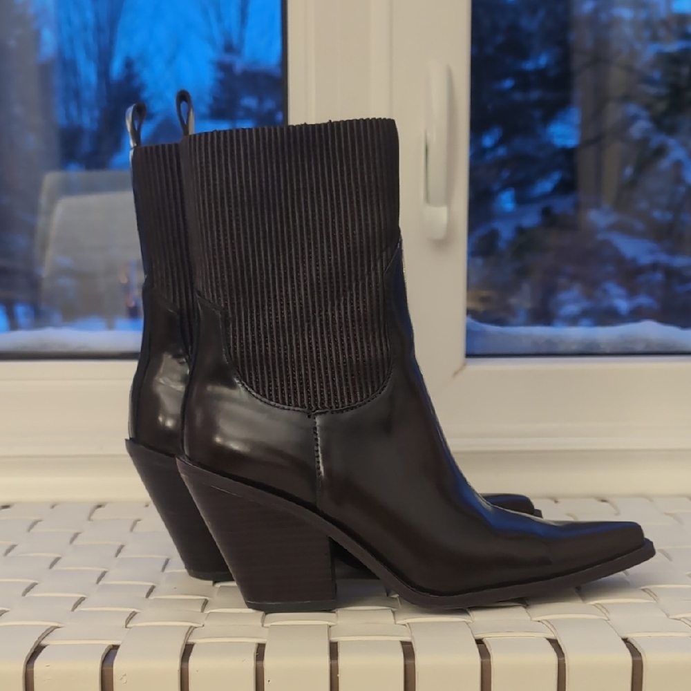 H&M Sleek Dark Brown Heeled Boots